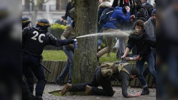 Major strikes in France; Police breaks blockade at oil depot as fuel runs low