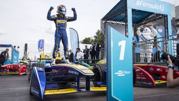 2015-2016 Formula E: Buemi wins Berlin ePrix 2015-2016 Formula E: Buemi wins Berlin ePrix