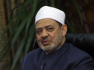 Al-Azhar grand imam to meet Pope Francis, urge tolerance Al-Azhar grand imam to meet Pope Francis, urge tolerance
