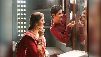 'People talk about Aishwarya Rai's beauty more': 'Sarbjit' director Omung Kumar