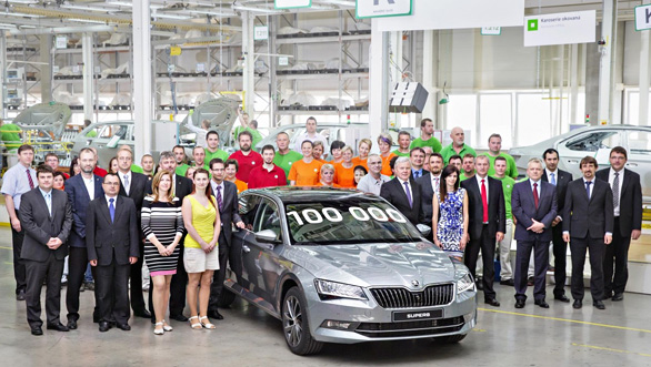 Skoda produces its 1,00,000th third-gen Superb worldwide Skoda produces its 1,00,000th third-gen Superb worldwide