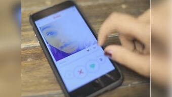 Love in the time of Tinder: The first date — who asks, who pays, who gets laid?