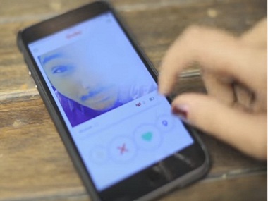 Love in the time of Tinder: The first date — who asks, who pays, who gets laid? Love in the time of Tinder: The first date — who asks, who pays, who gets laid?