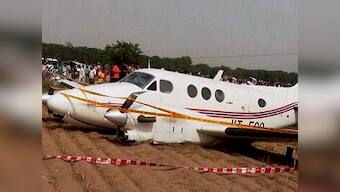 Delhi-bound air ambulance from Patna crash lands at Najafgarh; two injured