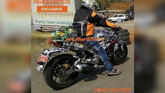 Spied: Bajaj CS400 caught testing again