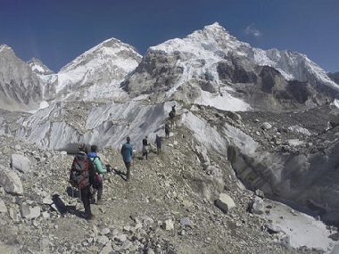 Littered with bodies, it's a risky effort to recover the dead from Mount Everest Littered with bodies, it's a risky effort to recover the dead from Mount Everest