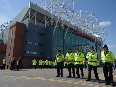 Bomb scare at Old Trafford forces Manchester United's final Premier League game moved to Tuesday Bomb scare at Old Trafford forces Manchester United's final Premier League game moved to Tuesday