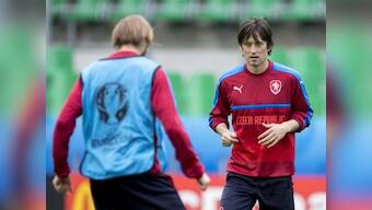 Euro 2016: Czech Republic desperate for win over 'little Spain' Croatia