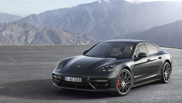 Porsche reveals the 2017 Panamera and result is pretty Porsche reveals the 2017 Panamera and result is pretty