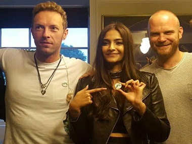 Sonam Kapoor's 'paradise': Actress attends Coldplay concert, chills with Chris Martin Sonam Kapoor's 'paradise': Actress attends Coldplay concert, chills with Chris Martin