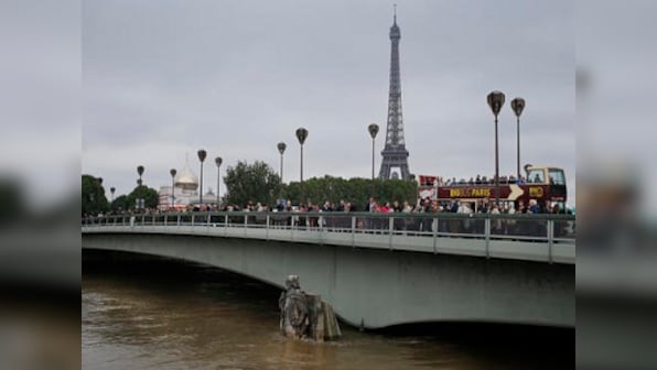 French PM Valls creates emergency fund for people affected by floods