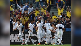 Copa America 2016: Colombia edge Paraguay to become first team to reach quarter-finals