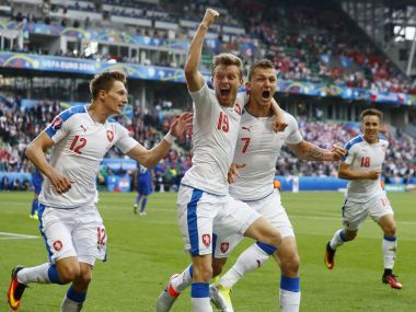 Euro 2016: Late Czech Republic surge holds Croatia to draw in dramatic flare-hit match Euro 2016: Late Czech Republic surge holds Croatia to draw in dramatic flare-hit match