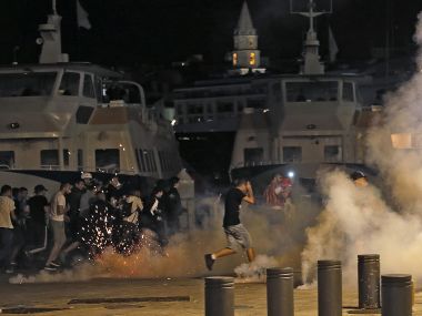 Watch: Violent clashes between Russia and England fans caught on camera Watch: Violent clashes between Russia and England fans caught on camera