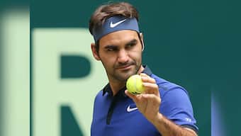 Roger Federer stunned by teenager Alexander Zverev as Halle set for all-German final