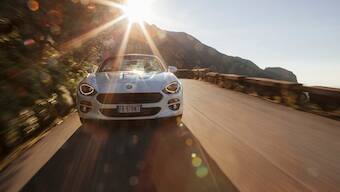 Image gallery: Fiat 124 Spider