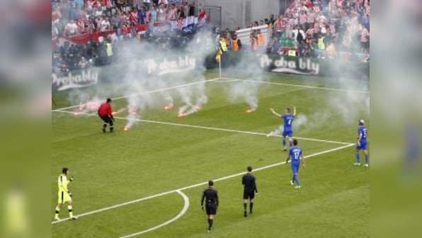Euro 2016: Croatia face sanctions after match against Czech Republic halted by flares