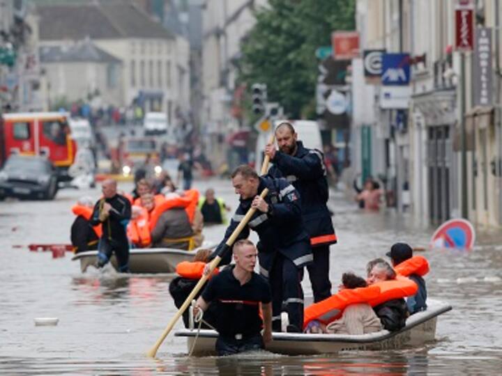 Floods devastate France and Germany, leave nine dead