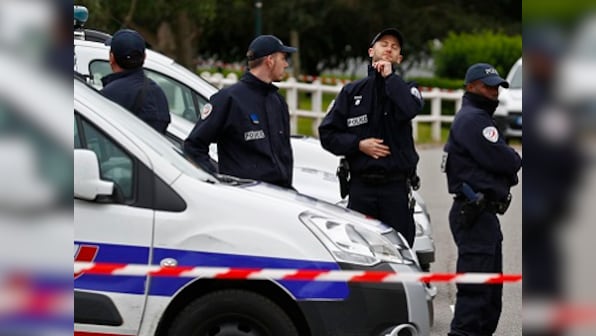 Paris: Man tries to ram car into crowd in front of mosque, arrested; no injuries reported
