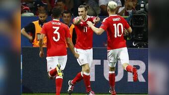 Euro 2016: Gareth Bale strikes again as brilliant Wales cruise past Russia into last 16