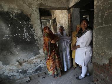 Gulbarg Society massacre: 36 accused let off; 'unfortunate' says Zakia Jafri Gulbarg Society massacre: 36 accused let off; 'unfortunate' says Zakia Jafri