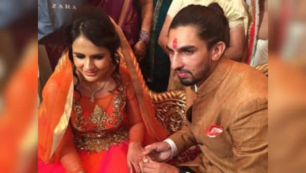 Indian pacer Ishant Sharma gets engaged to Pratima Singh, Rohit Sharma trolls him on Twitter