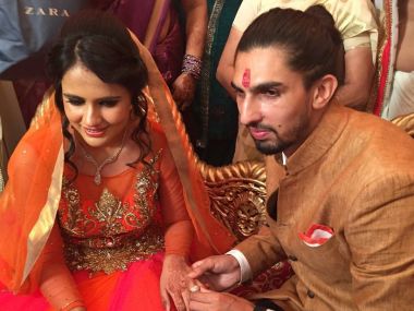 Indian pacer Ishant Sharma gets engaged to Pratima Singh, Rohit Sharma trolls him on Twitter Indian pacer Ishant Sharma gets engaged to Pratima Singh, Rohit Sharma trolls him on Twitter