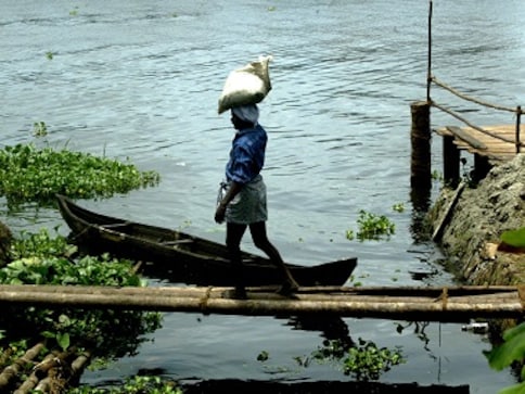 Jisha murder aftermath: Govt introduces social security scheme to protect migrants Jisha murder aftermath: Govt introduces social security scheme to protect migrants