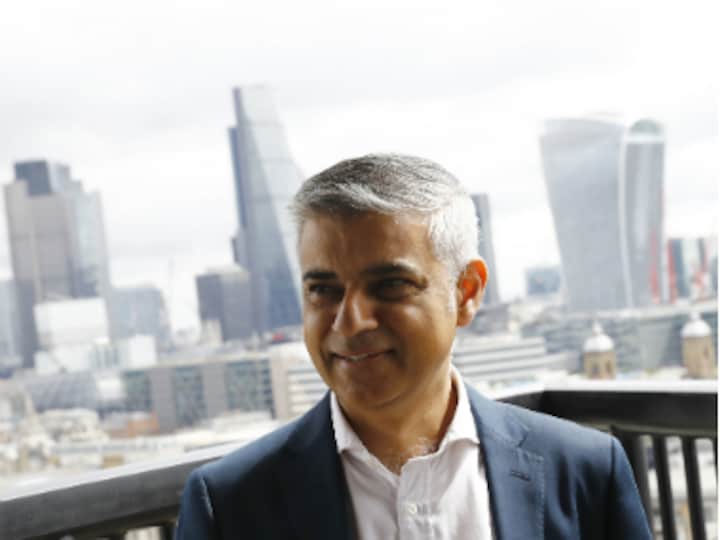 London mayor bans advertisements promoting 'unrealistic' body image