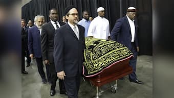 Muhammad Ali's traditional Muslim funeral draws thousands in Louisville