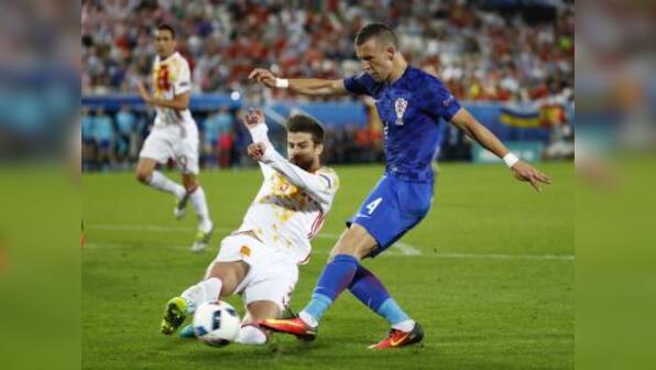 Euro 2016: Sergio Ramos misses penalty as Croatia stun Spain to top group