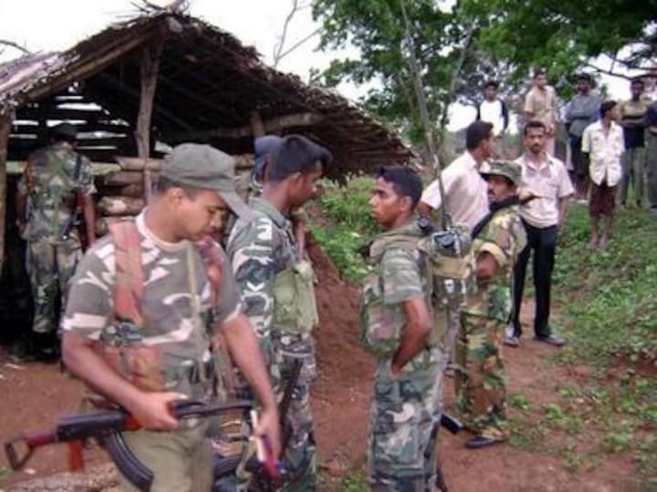 Sri Lanka's Islamic party calls for removing excess army camps from Northern areas