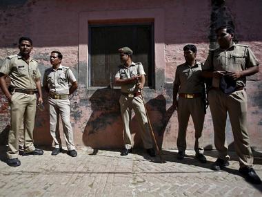 Merit list scam: Ex-Bihar Board chief Lalkeshwar Prasad and his wife arrested Merit list scam: Ex-Bihar Board chief Lalkeshwar Prasad and his wife arrested