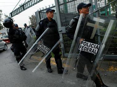 Mexico prison riot: 6 police officers among 7 dead during transfer of dangerous criminals in Veracruz's La Toma jail