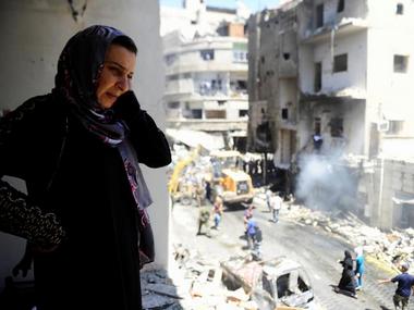 Syrian Troops surround IS stronghold, thousands of civilians trapped Syrian Troops surround IS stronghold, thousands of civilians trapped