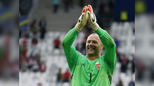 Euro 2016: Hungary coach Bernd Storck salutes 40-year-old Gabor Kiraly after 2-0 win over Austria