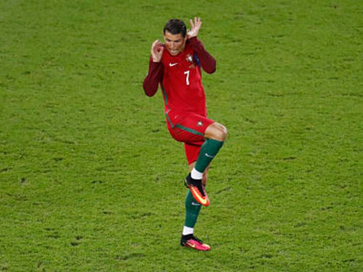 Euro 2016: Twitteratti roast Cristiano Ronaldo after his missed penalty gives Portugal tame draw