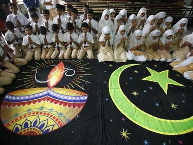 Over 60 Hindu occupants of Muzzafarnagar Prison keep Roza with 1,150 Muslim inmates Over 60 Hindu occupants of Muzzafarnagar Prison keep Roza with 1,150 Muslim inmates