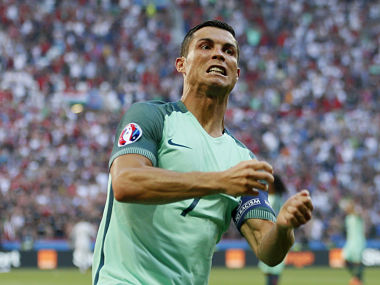 Euro 2016: Cristiano Ronaldo finally shines as Portugal scrape into last 16 Euro 2016: Cristiano Ronaldo finally shines as Portugal scrape into last 16