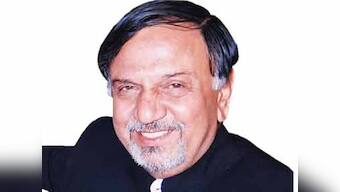 DU legally wrong in rejecting RTI on Narendra Modi's degree: Shailesh Gandhi