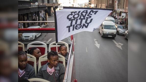 South Africa honours 40th anniversary of Soweto uprising