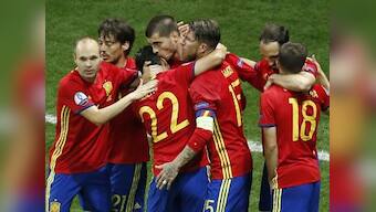 Euro 2016: Alvaro Morata's brace guides impressive Spain past Turkey into last-16
