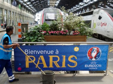 Labour strikes and security fears overshadow French buildup to Euro 2016 Labour strikes and security fears overshadow French buildup to Euro 2016
