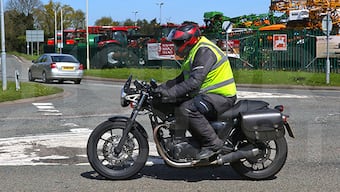 Spied: 2017 Triumph Street Cup spotted!