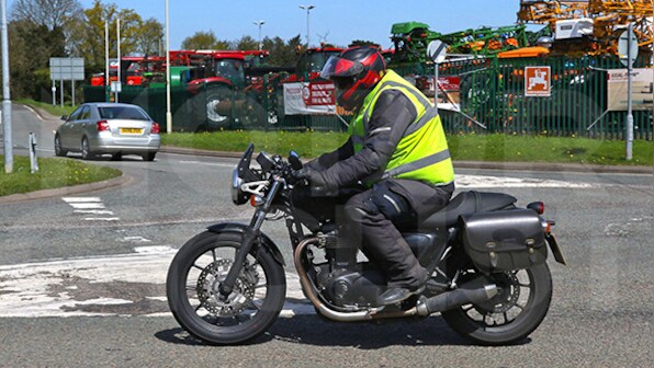 Spied: 2017 Triumph Street Cup spotted!