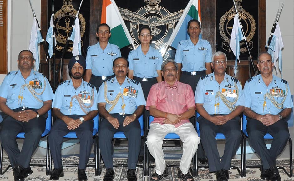 The Union Minister for Defence, Shri Manohar Parrikar and the Chief of the Air Staff, Air Chief Marshal Arup Raha with three newly commissioned women fighter pilots Flying Officer Avani Chaturvedi, Flying Officer Bhavana Kanth, Flying Officer Mohana Singh, at Air Force Academy, Hyderabad on June 18, 2016. PIB