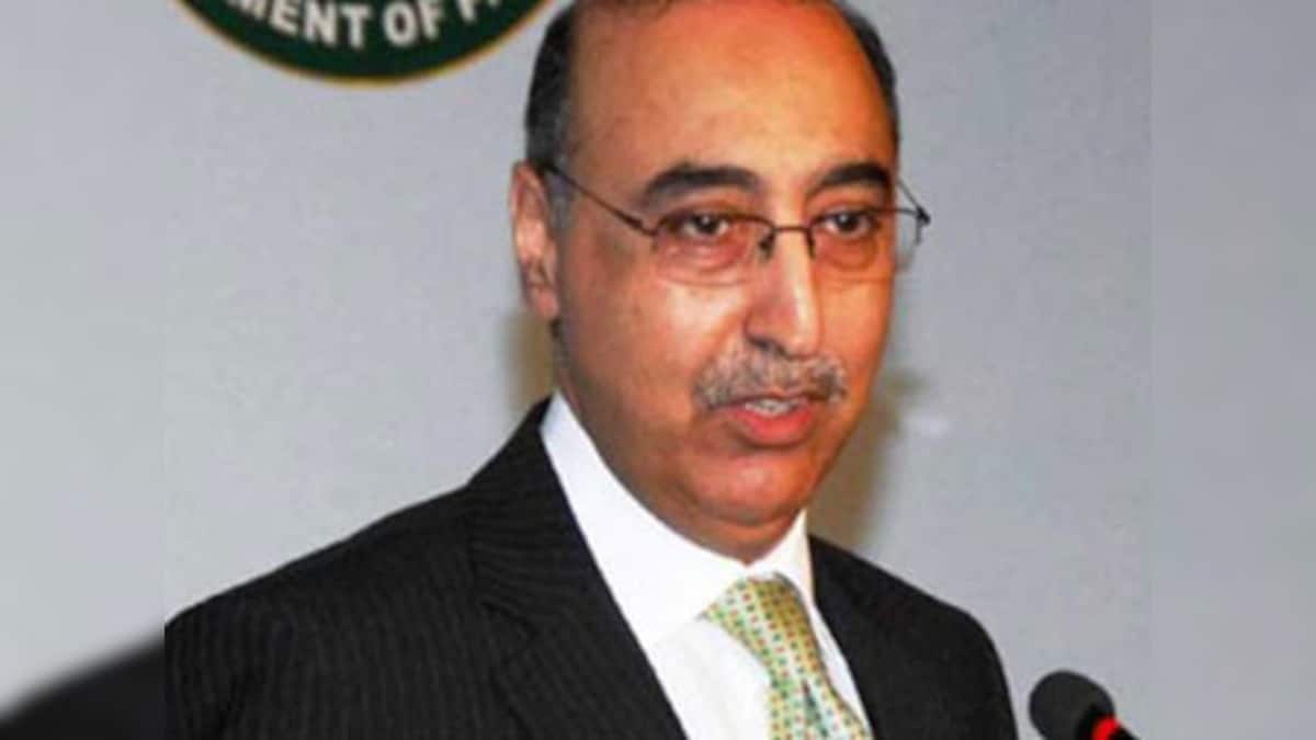 Post Uri attack: MEA summons Abdul Basit, hands over proof of Pakistan ...