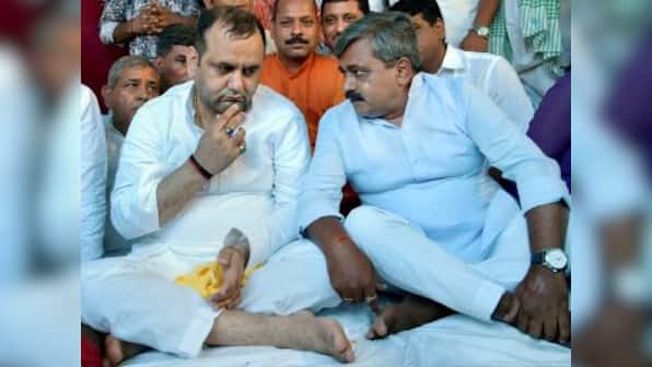 BJP MP Maheish Girri ends hunger strike in Rajnath Singh's presence