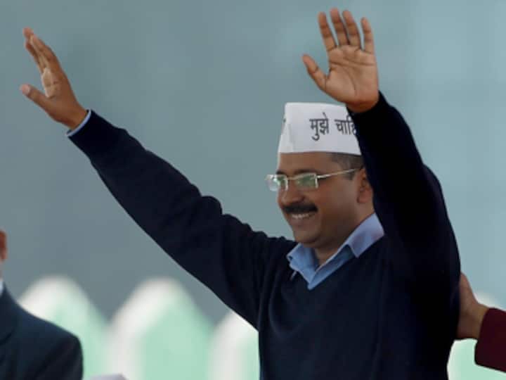 AAP protecting corrupt officials: Delhi BJP after Rajendra Kumar's arrest