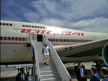 PM Modi arrives in Tashkent for SCO summit; China's support in NSG tops agenda PM Modi arrives in Tashkent for SCO summit; China's support in NSG tops agenda